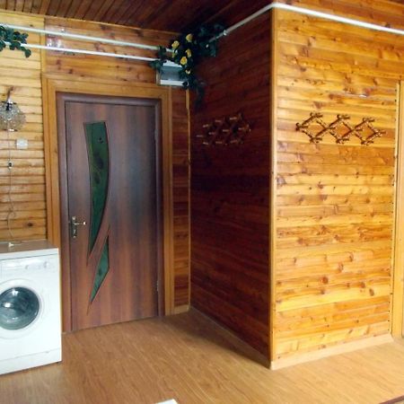 Rosinka Apartment Yaremche Ngoại thất bức ảnh
