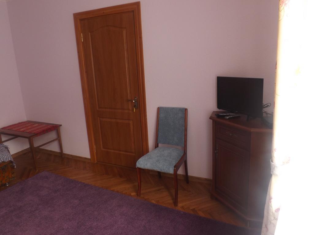 Rosinka Apartment Yaremche Ngoại thất bức ảnh