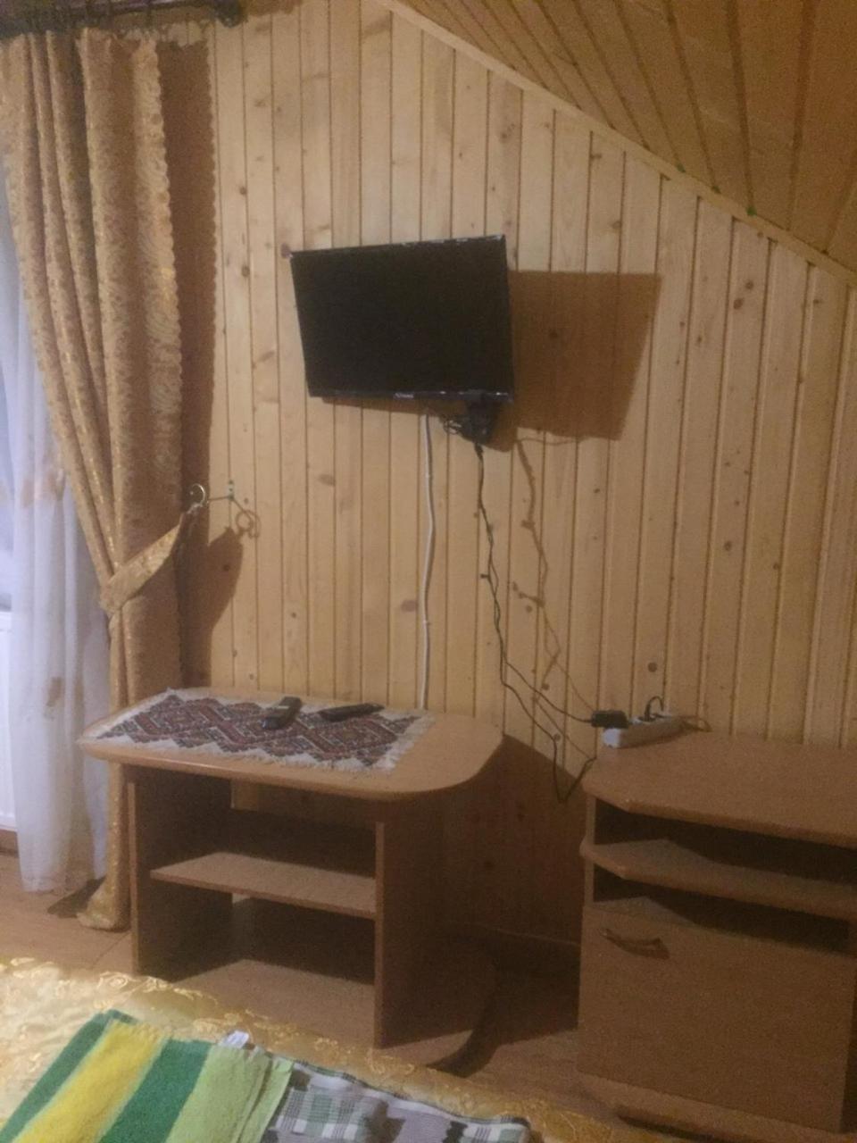 Rosinka Apartment Yaremche Ngoại thất bức ảnh