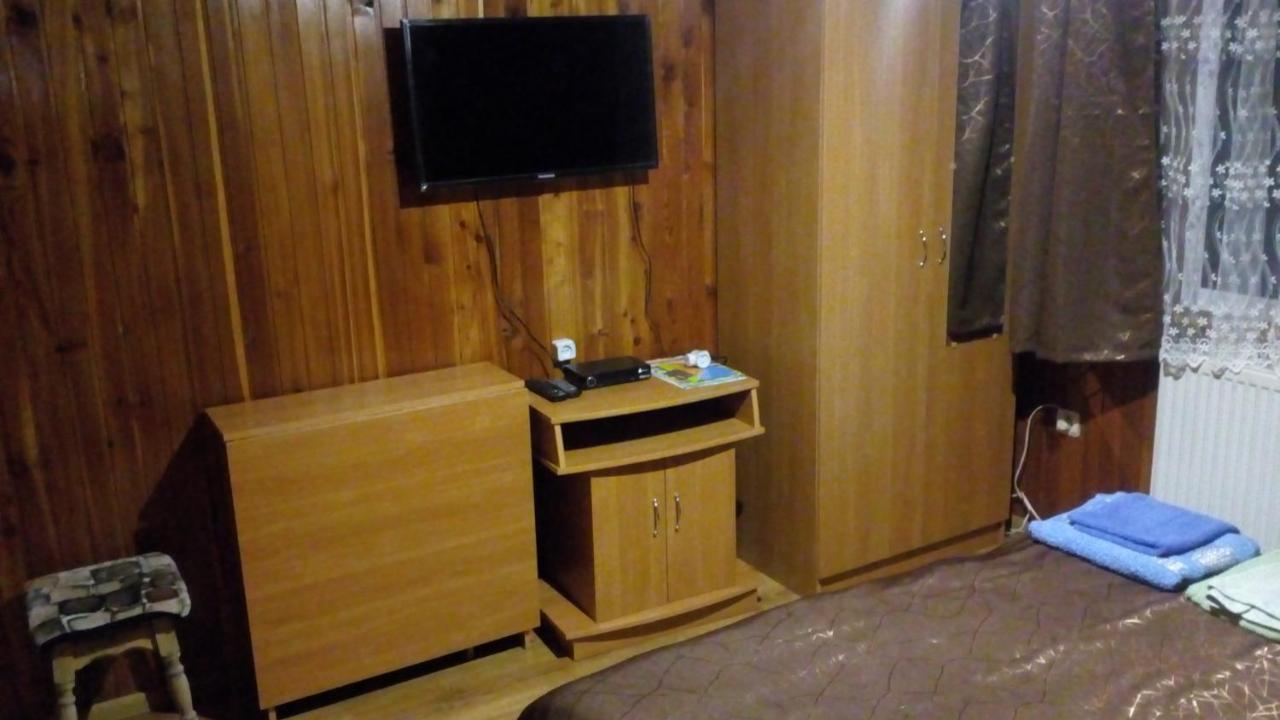 Rosinka Apartment Yaremche Ngoại thất bức ảnh